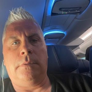 Meet your Posher, Nicholas